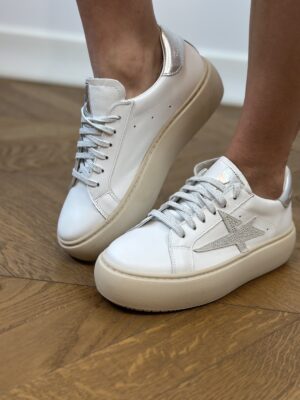 Buty DIVINE FOLLIE